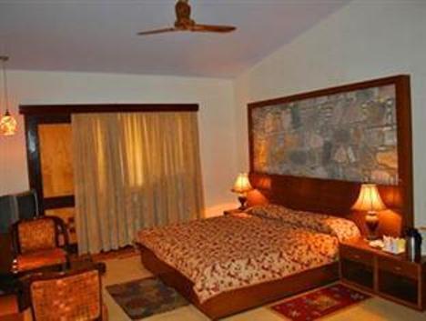 Corbett Suman Grand Hotel Corbett National Park Екстериор снимка