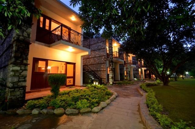 Corbett Suman Grand Hotel Corbett National Park Екстериор снимка