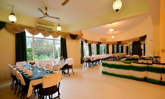 Corbett Suman Grand Hotel Corbett National Park Екстериор снимка