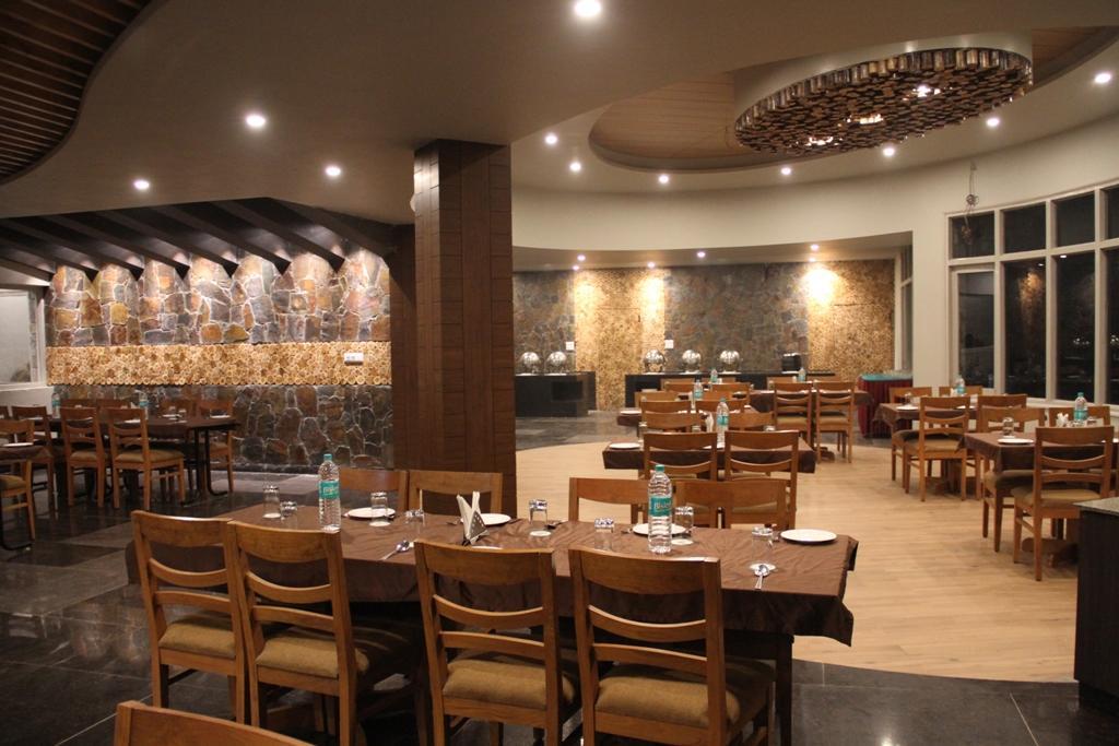 Corbett Suman Grand Hotel Corbett National Park Екстериор снимка